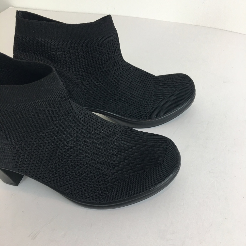 Bernie Mev. Doll Bootie black size 6 NEW women's - Picture 6 of 7